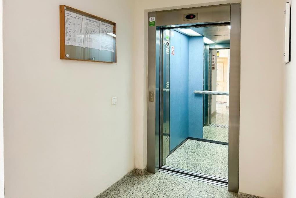 Piso Bajo 3 Habitaciones 2 Banos Y Gran Terraza Дения Екстериор снимка